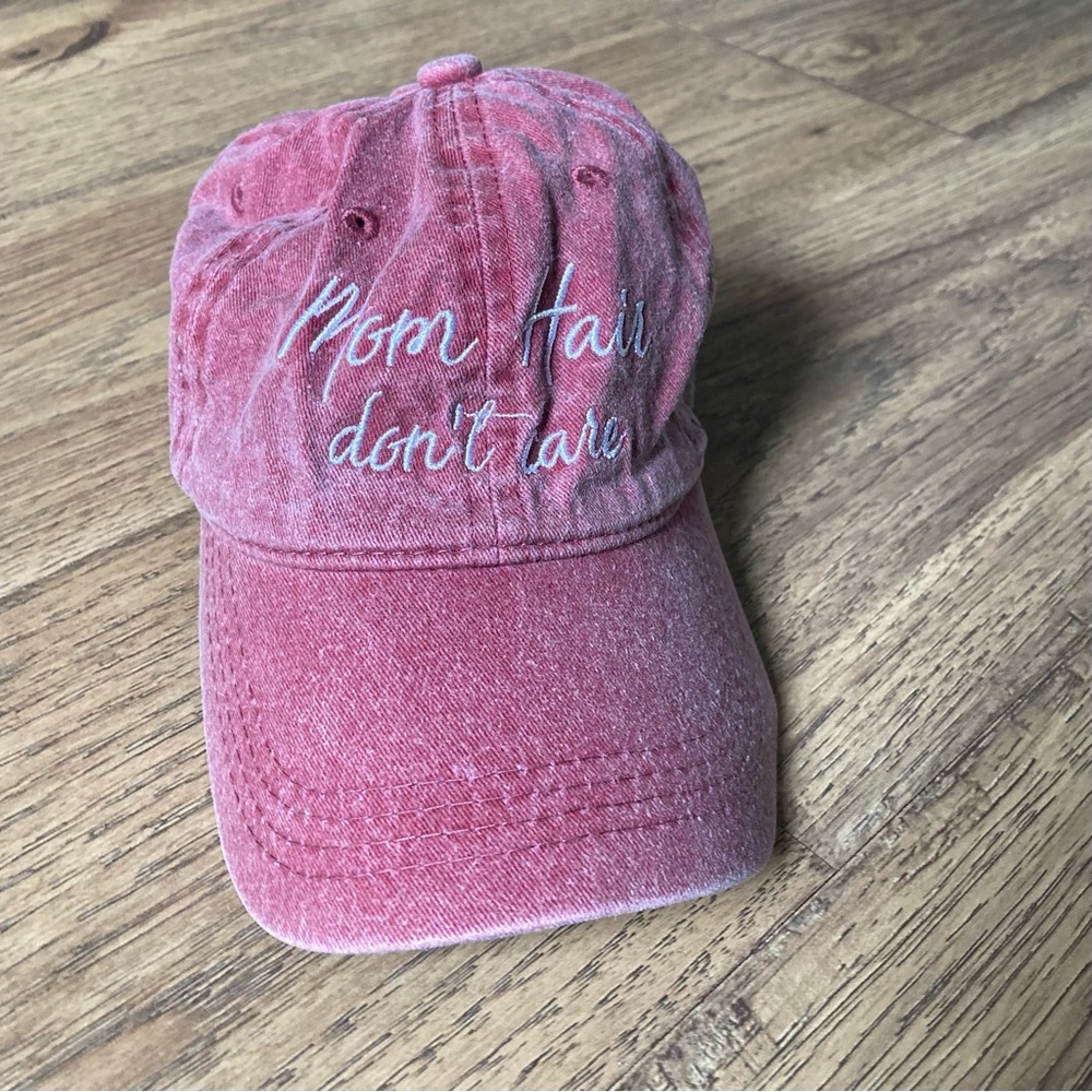 Steve Madden Red Belted Cap - Picture 2 of 5